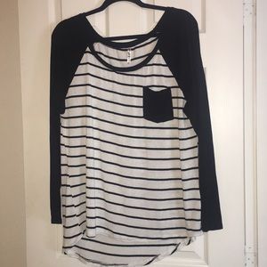 Black/White Striped long black sleeve top. 2X